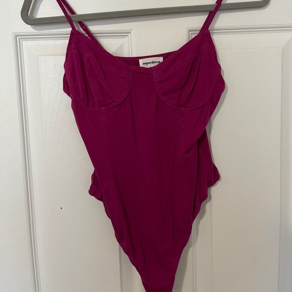 Superdown Fushia Bodysuit - Picture 3 of 5